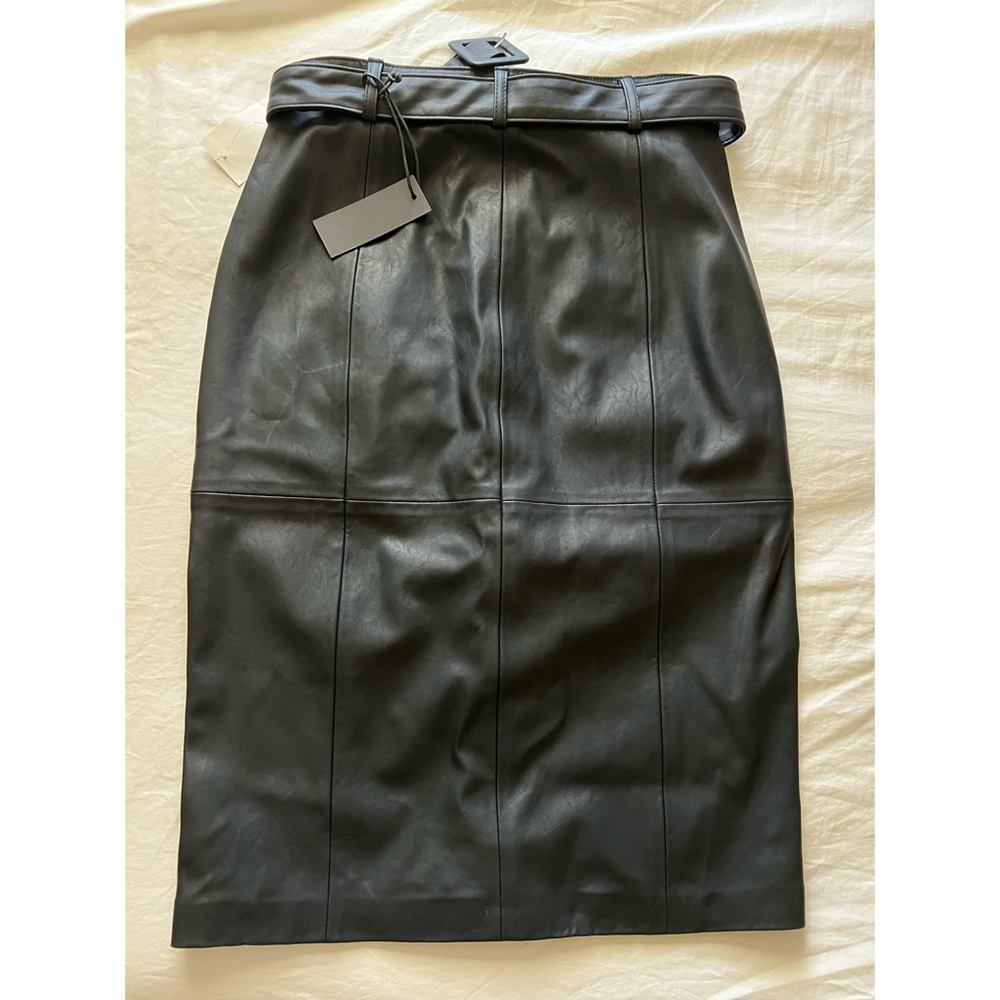 BlankNYC Faux Leather Skirt-NWT, Size UK 26 (or size 4) Super Stylish, Cool Vibe